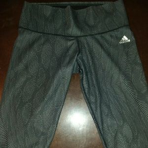 Adidas Climalite Yoga Capris LIKE NEW